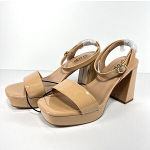 Jelly pop Beige Block Heel Sandals size 6.5